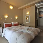 Nelly'S Apartments