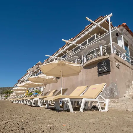 Nelly's Apart-hotel 3*