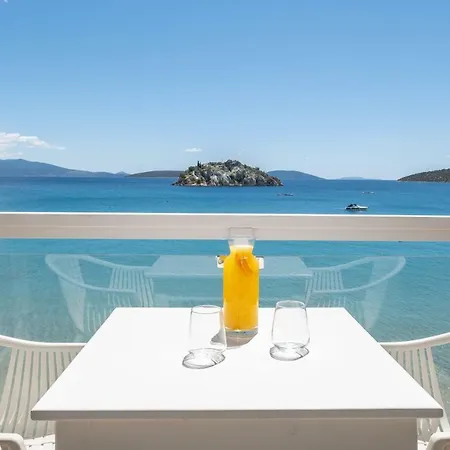 Apart Otel Nelly's Tolón