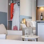Ξενοδοχείο με διαμερίσματα Nelly's