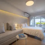 Nelly'S Apartments Апарт-отель Толон