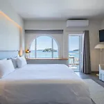 Nelly's 3*