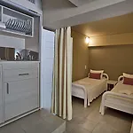 Nelly'S Apartments Aparthotel