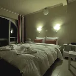 Nelly'S Apartments