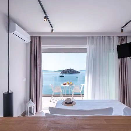 Nelly'S Apartments 3*