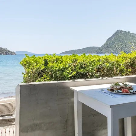 Nelly's Appart hôtel 3*