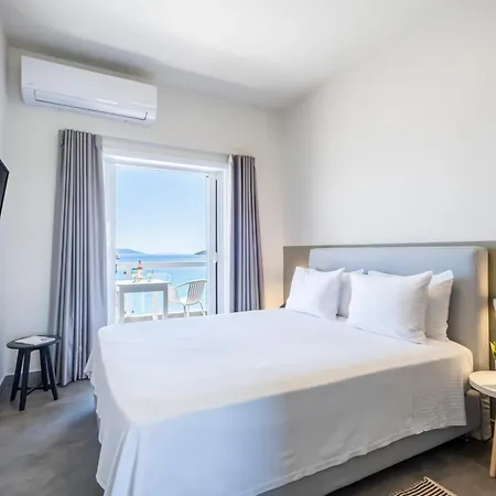 Nelly's Appart hôtel 3*