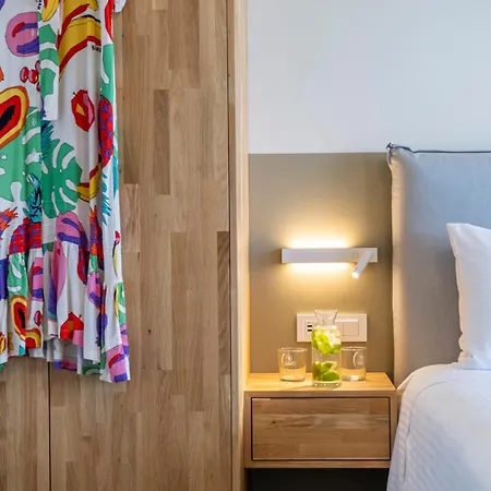 Aparthotel Nelly'S Apartments 3*