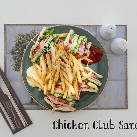 아파트호텔 Nelly's 3*