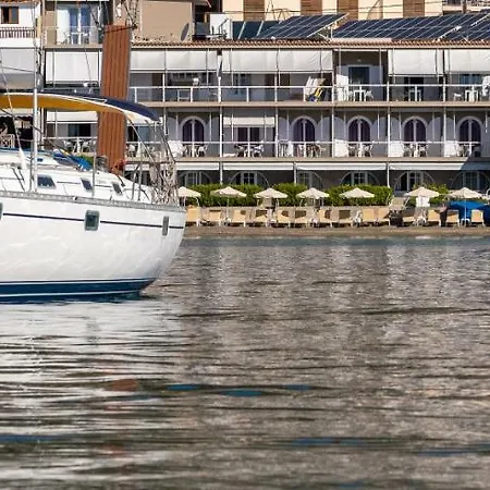 아파트호텔 Nelly's 3*