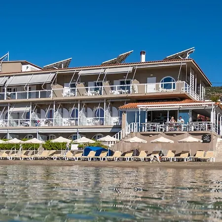 Nelly'S Apartments 3* Tolo