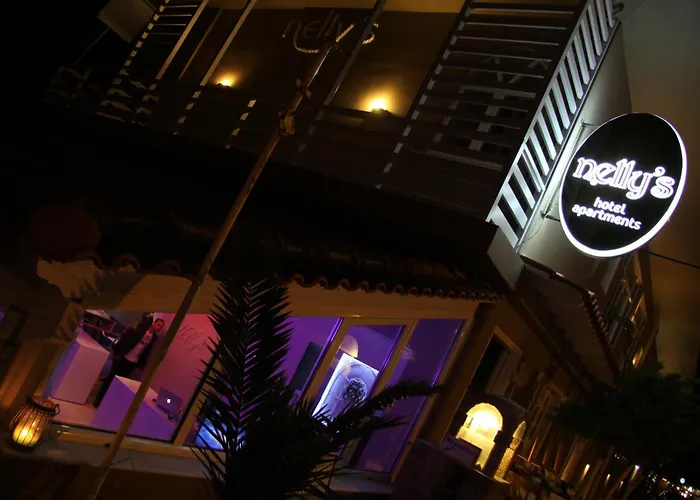 Nelly'S Apartments Tolo