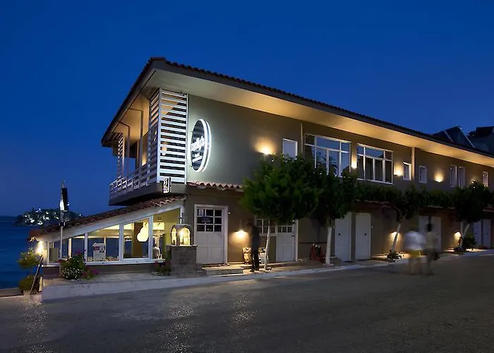 Nelly'S Apartments 3* Tolo